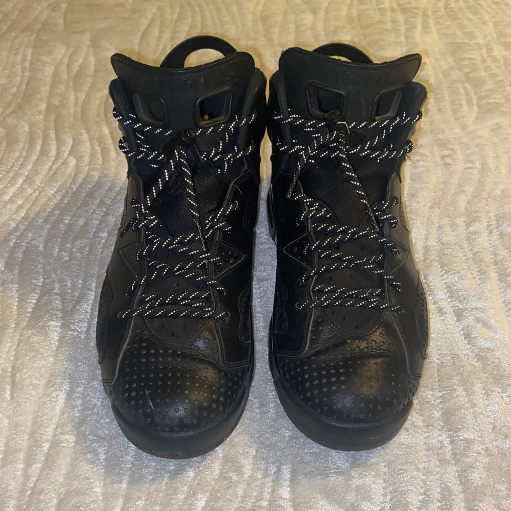 Size 11 Mens- Air Jordan Retro 6 ‘Black Cat’